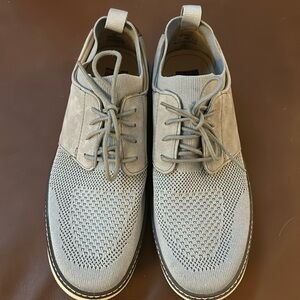 Johnston and Murphy Men’s shoes size 8